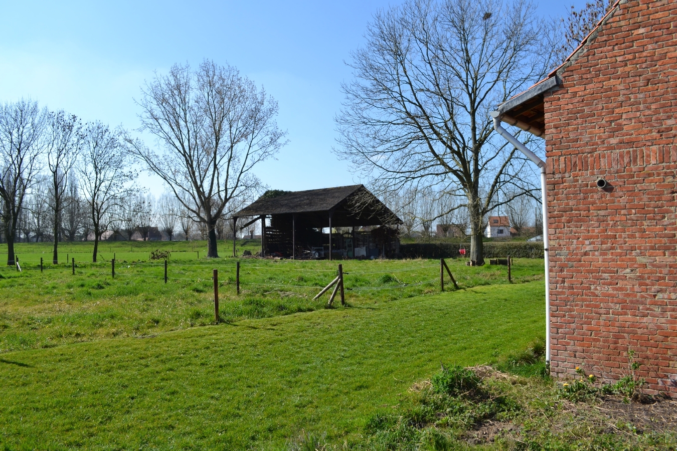 Prachtig landhuis met schuur op ca. 4600M&#178; te Zwijndrecht 