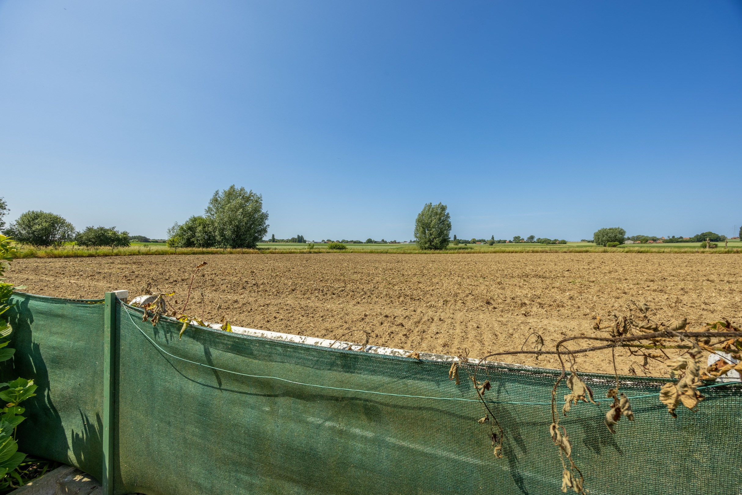 CHARMANTE WONING MET LANDELIJK VERZICHT 