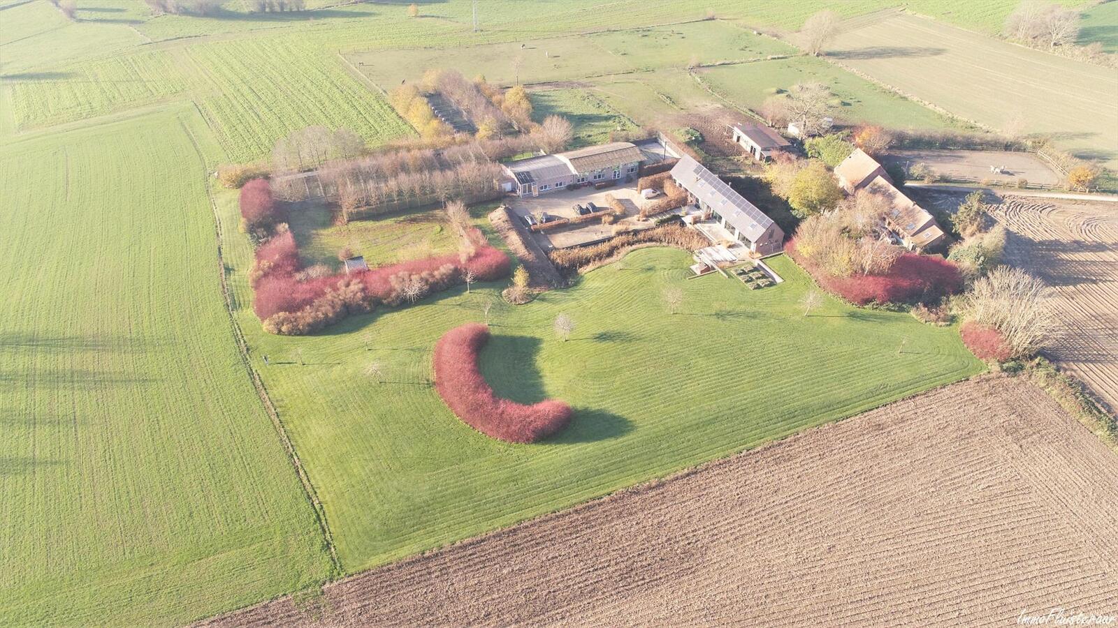 Prachtige villa met ruim bijgebouw en weiland op ca. 2ha te Bever (Vlaams-Brabant) 