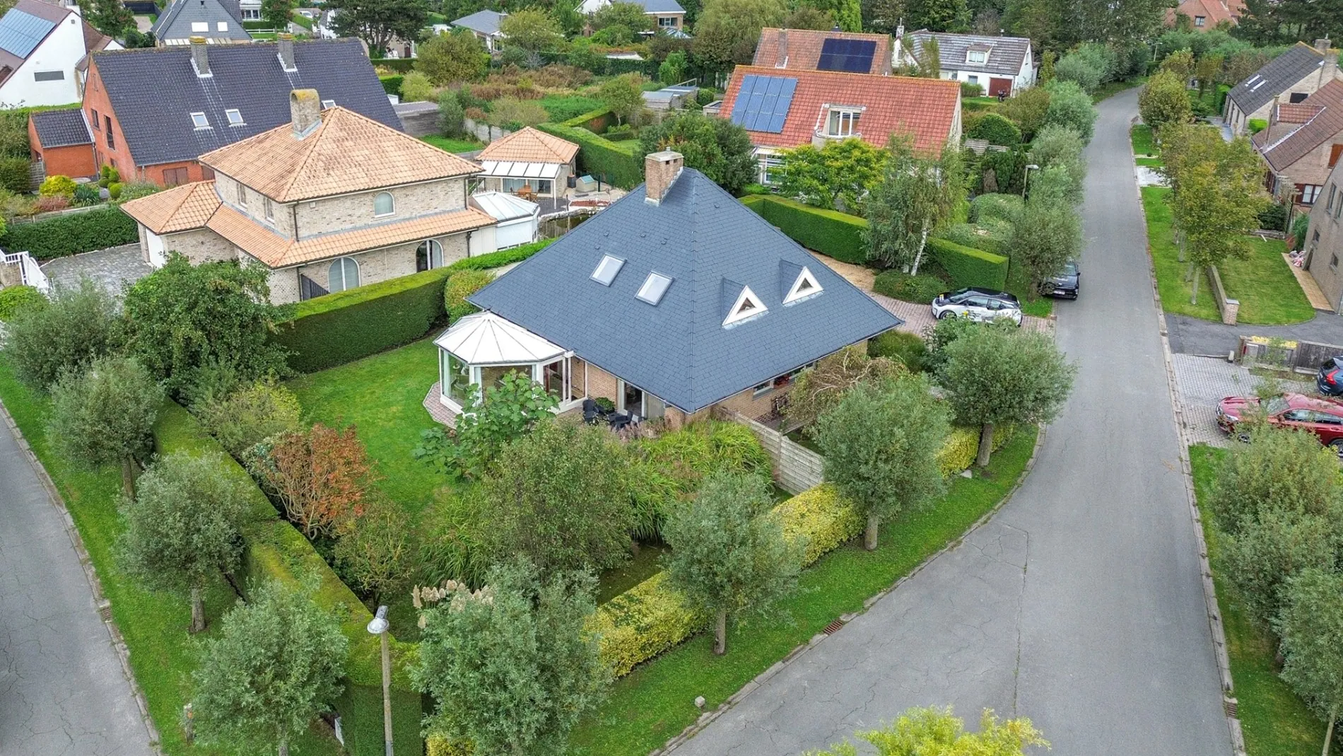 Prachtige villa in rustige wijk nabij het centrum van De Haan!