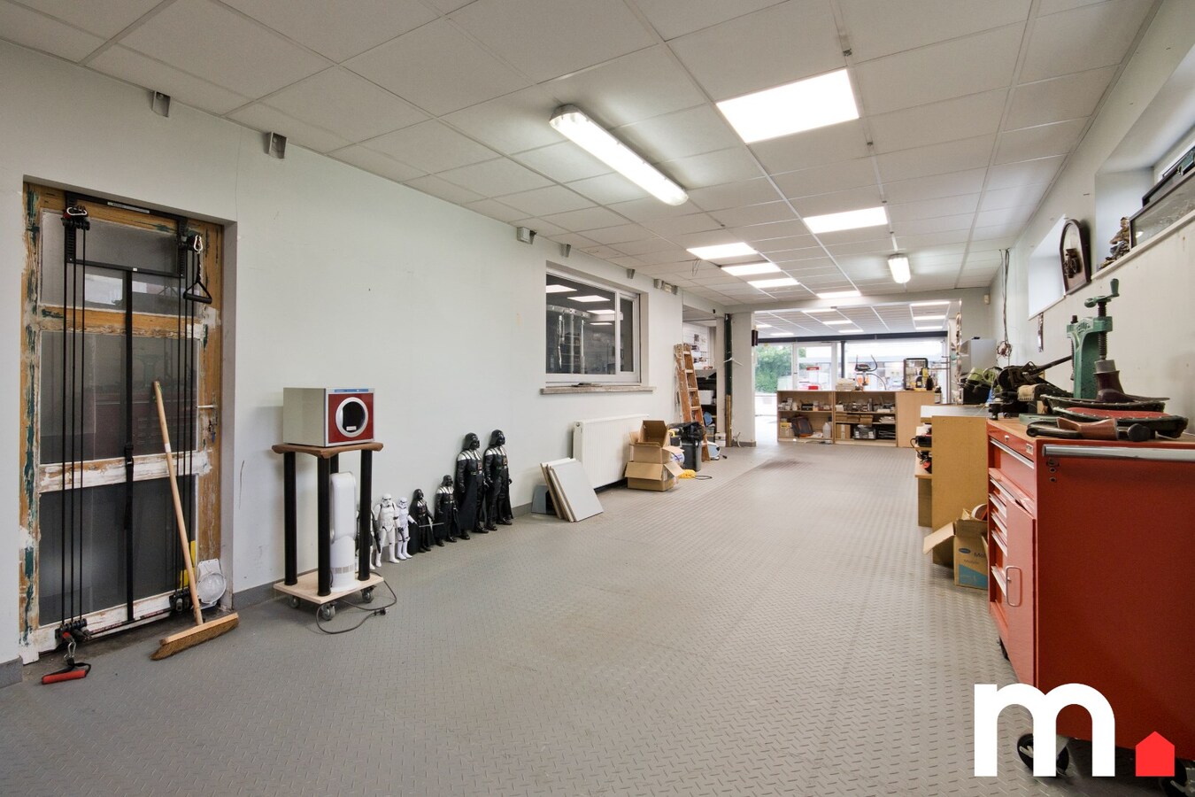 Uniek handelshuis met woonst op toplocatie – 220m&#178; commerci&#235;le Ruimte + 165m&#178; woning 