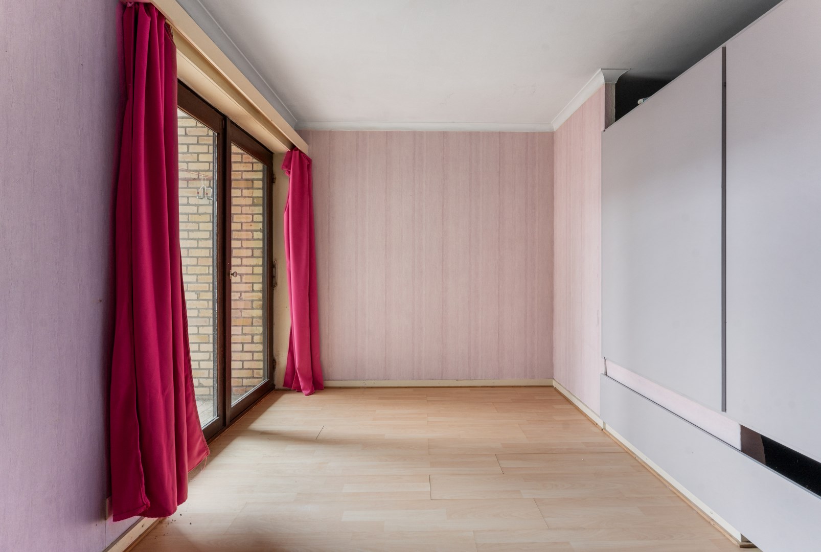 Te renoveren 2 slaapkamer appartement 