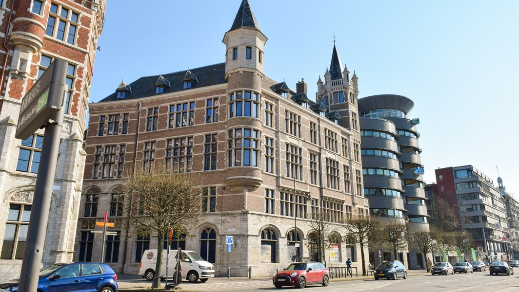 Kantoorruimte te huur in Natiënhuis in Antwerpen