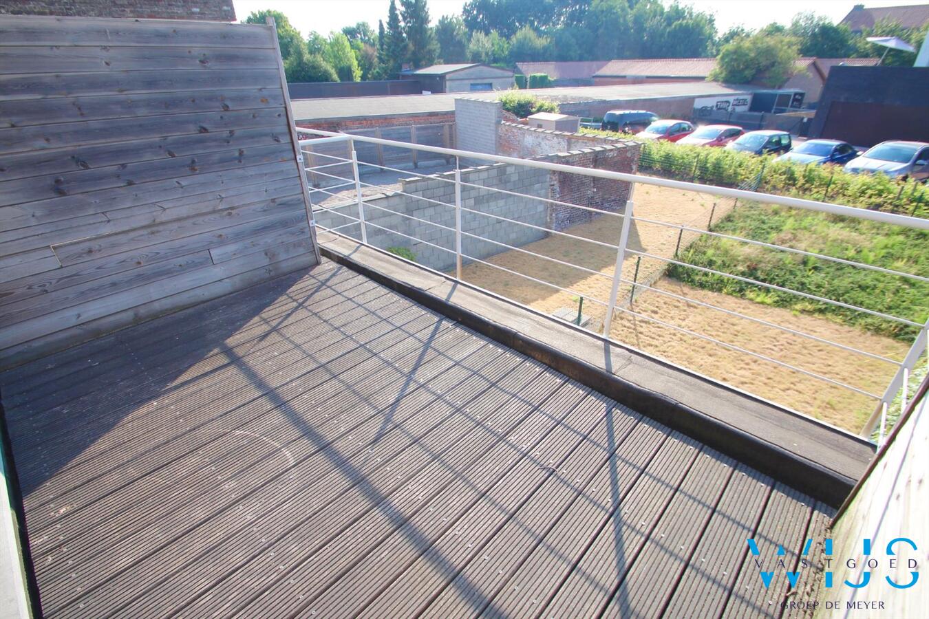 Tof 2 slaapkamerappartement met 2 terrassen te Eeklo! 