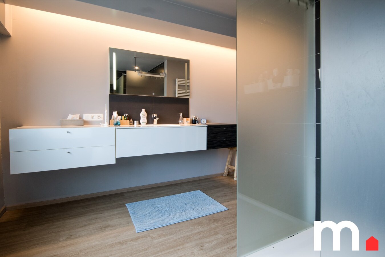 Lichtrijke halfopen woning met prachtige verzichten op de velden in Lendelede! 