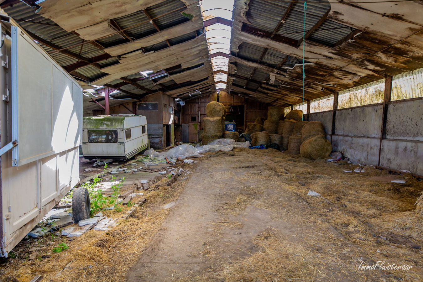 Maison avec grand hangar et prairie sur env. 9ha &#224; Gr&#252;fflingen (Burg-Reuland/Li&#232;ge) 