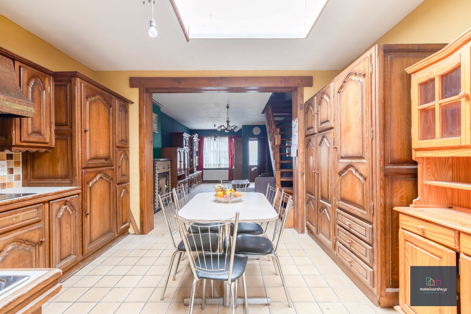 Rijwoning met tuin te Wetteren. 