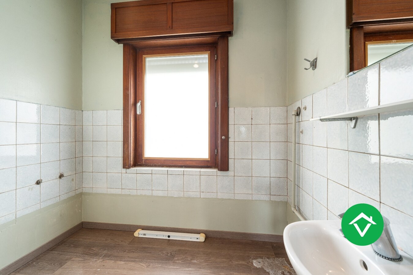 Instapklare woning met 3 slaapkamers en garage te Zarren 