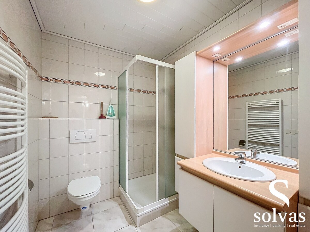 Ruim gelijkvloers appartement 