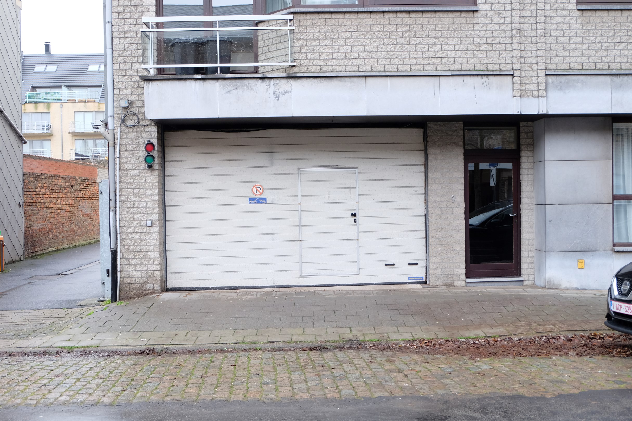 Afgesloten garagebox nabij Torhoutsesteenweg Oostende 