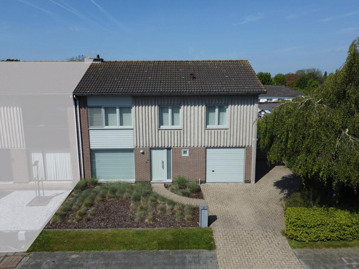 Woning met 4 slaapkamers en tuin te Ichtegem 