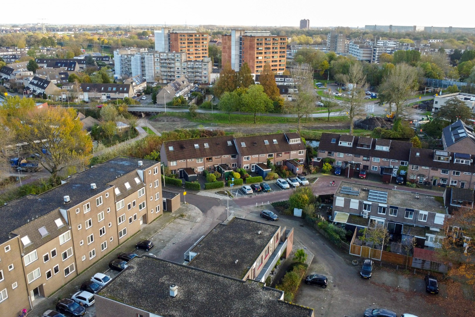 Energiezuinig en gerenoveerd (2019) 3-kamer appartement met balkon en berging op een rustige en centrale locatie! 