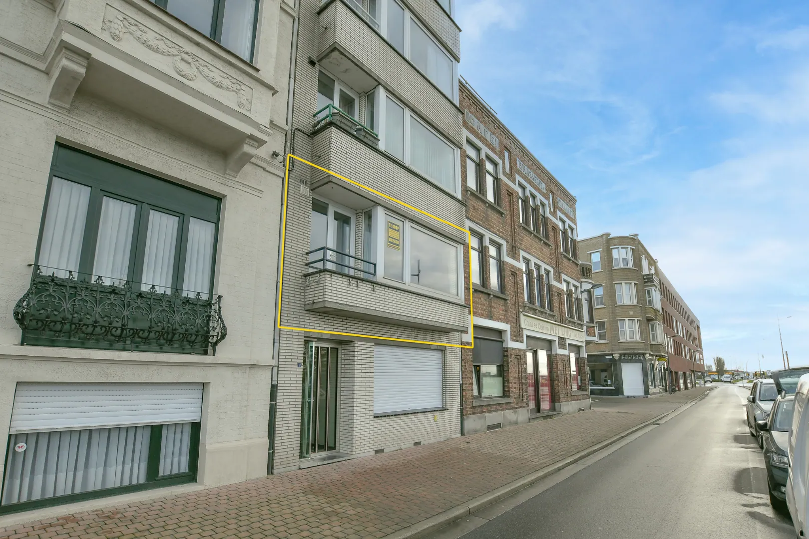 Instapklaar 2-slaapkamerappartement te koop op 1e verdieping