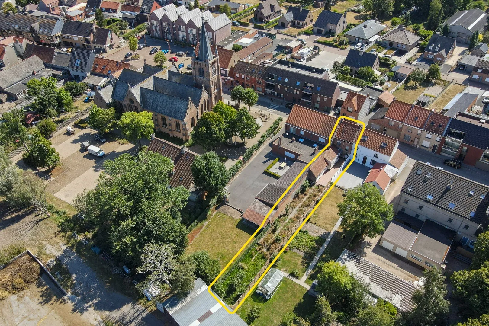 Centraal gelegen woning met grote tuin in Ettelgem