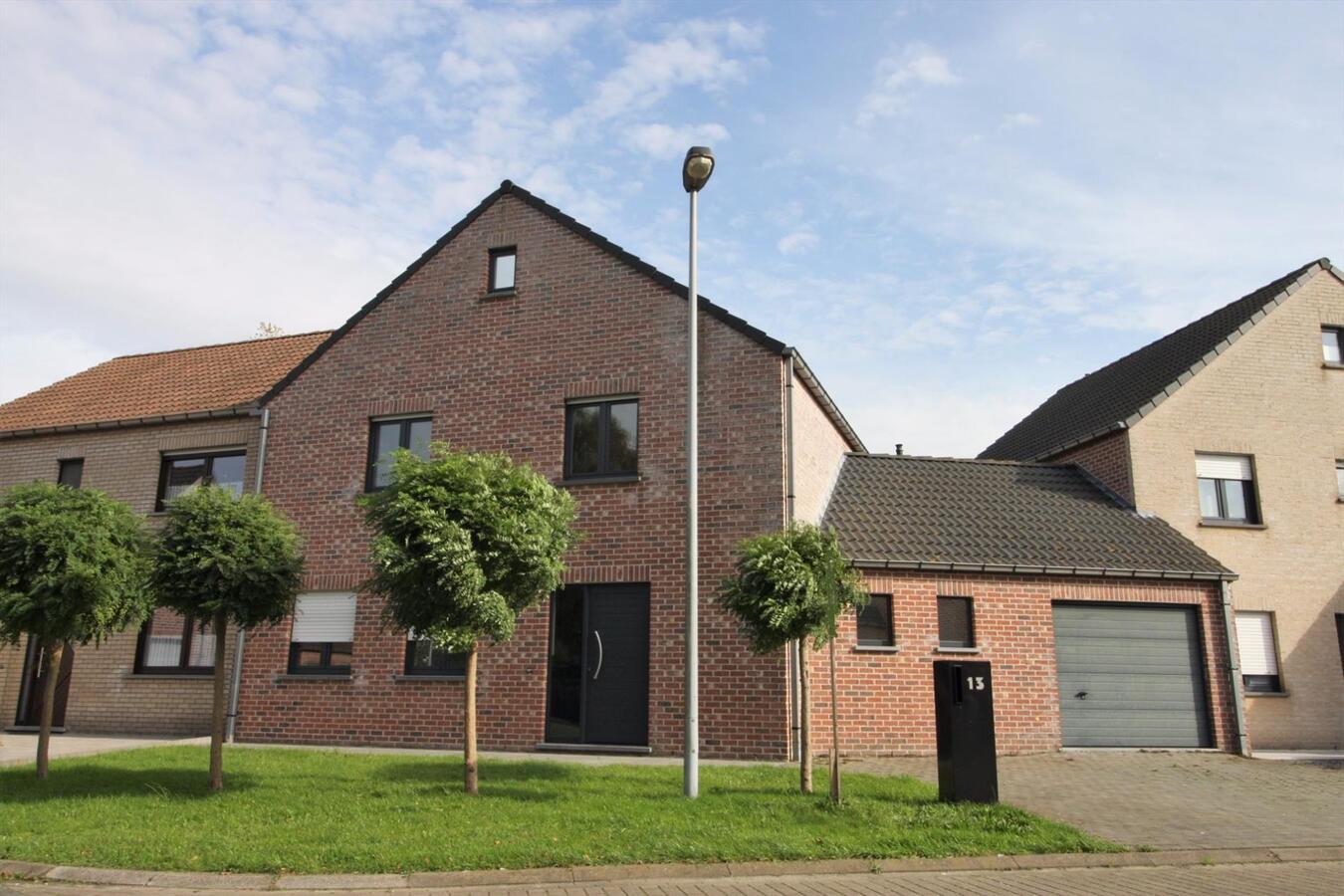 Instapklare woning met 3 slaapkamers en garage 