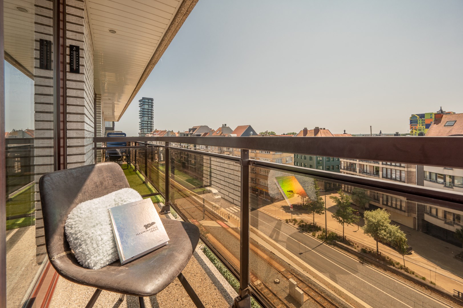 Instapklaar appartement met 2 slaapkamers en zonneterras 