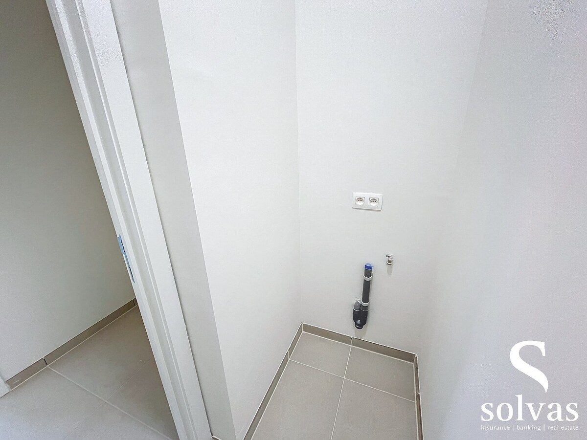 Nieuw appartement met 2 slaapkamers in Aalter, standaard afwerking, bouwjaar 2022, 95.82m&#178; bewoonbare oppervlakte, 1 badkamer 