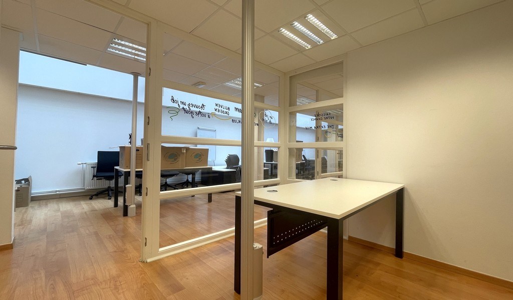 Commercieel kantoor te huur aan de Leien in Antwerpen