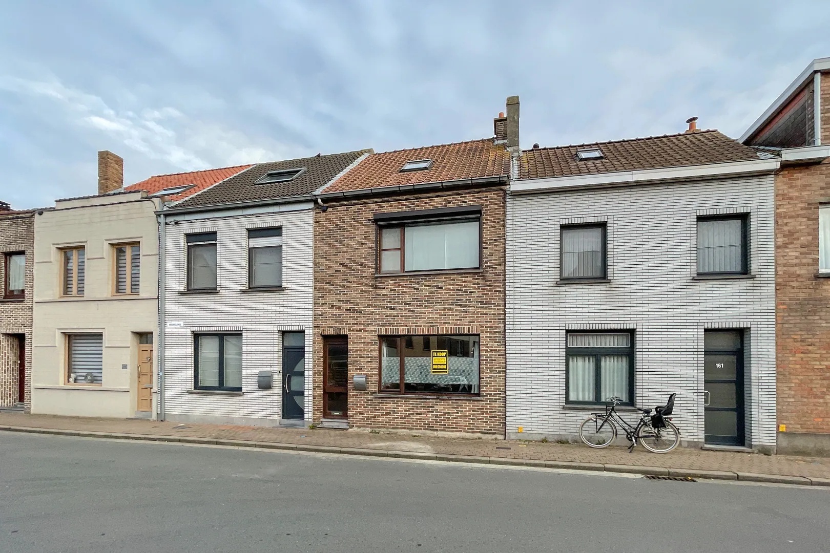 Rijwoning met gezellige stadstuin en 3 slaapkamers (mogelijkheid tot 4)