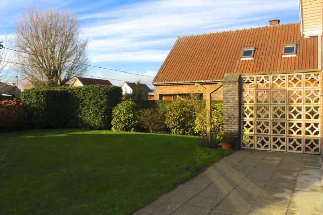 Villa verkocht in Zomergem