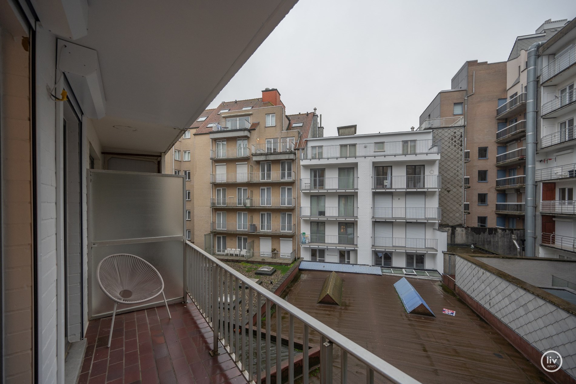 Bel appartement r&#233;nov&#233;, id&#233;alement situ&#233; entre la place du Triangle et la digue &#224; Knokke. 