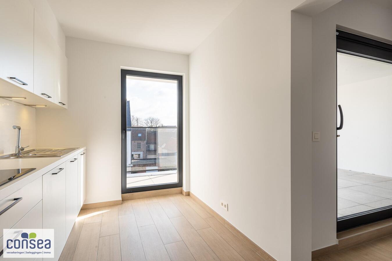 Lichtrijk appartement in het centrum van Maldegem met zicht op de kerk en overdekt terras van 15m&#178; 