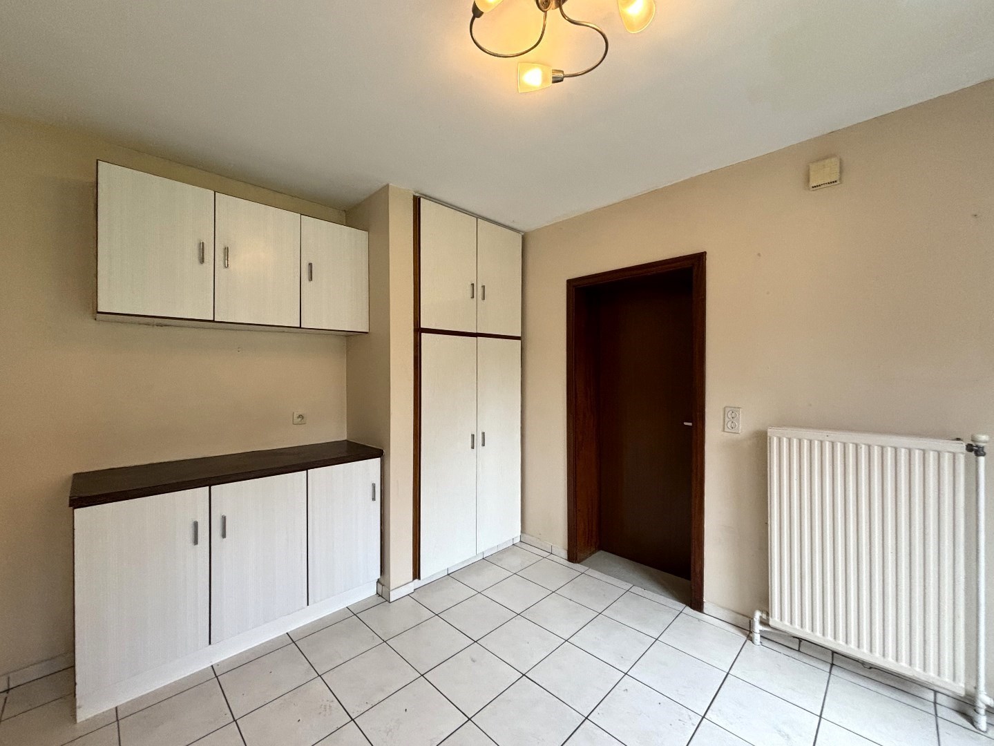 Gezinswoning met 4 slpk. en garage zonder renovatieverplichting in centrum Mol 