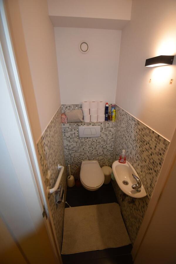 Appartement met 2 slaapkamers en garage te Roeselare 