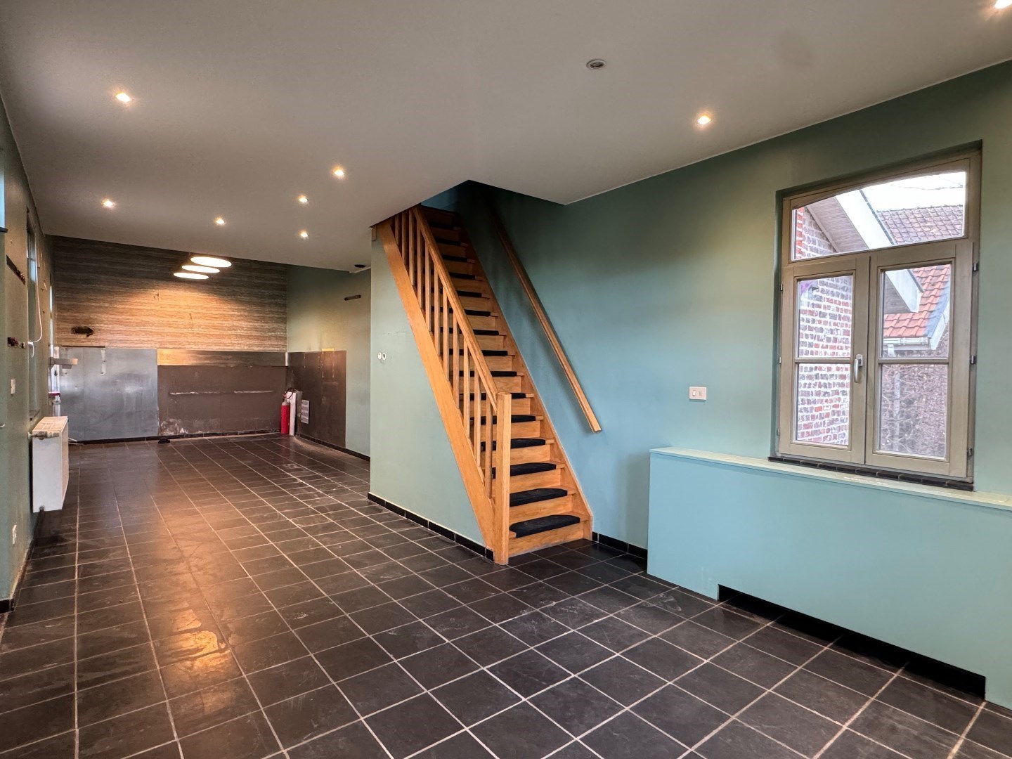 Woning op centrale ligging te Sint-Eloois-Vijve 