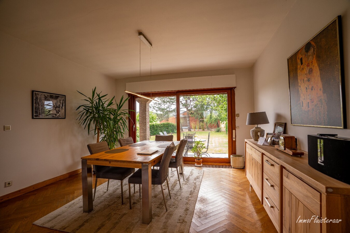 Maison situ&#233;e &#224; la campagne avec d&#233;pendances sur environ 4 hectares &#224; Bekkevoort (Brabant flamand) 
