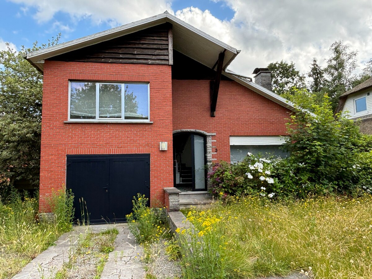 Te renoveren woning op een Zuid perceel 767 m&#178; 