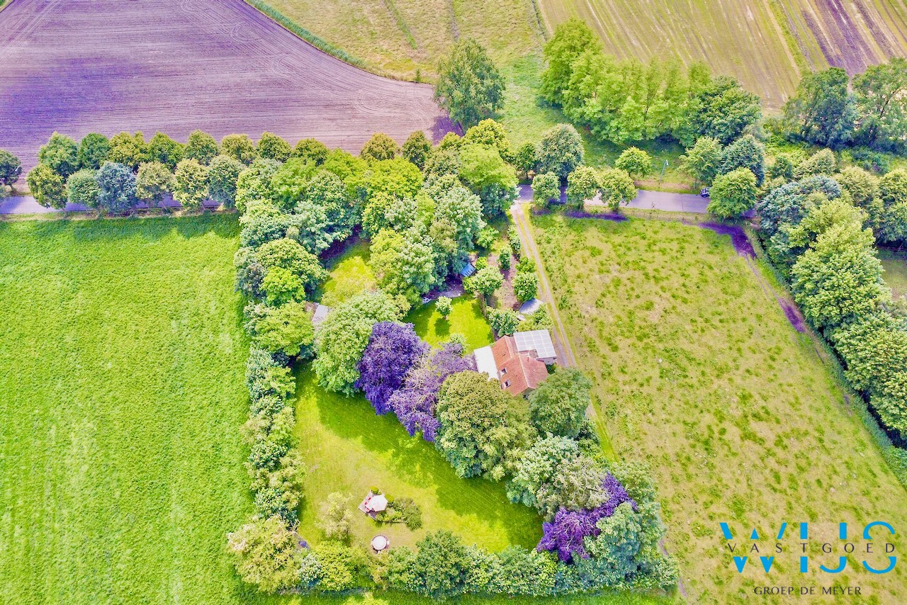 Unieke hoeve in het centrum van Ertvelde ! 