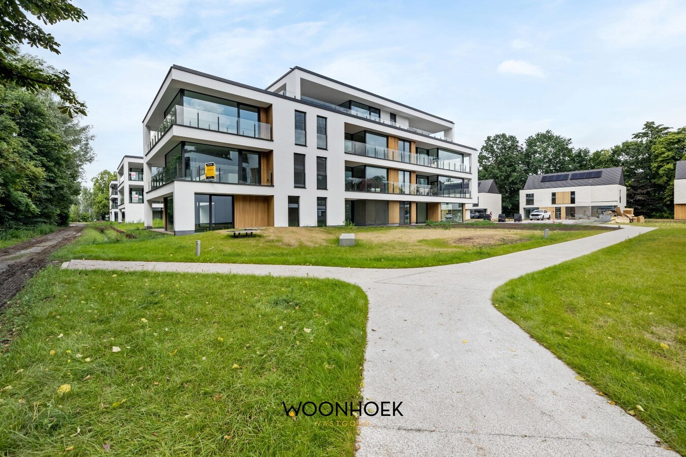 Luxueus 2-slpk nieuwbouwappartement OEVERPARK te Lokeren 