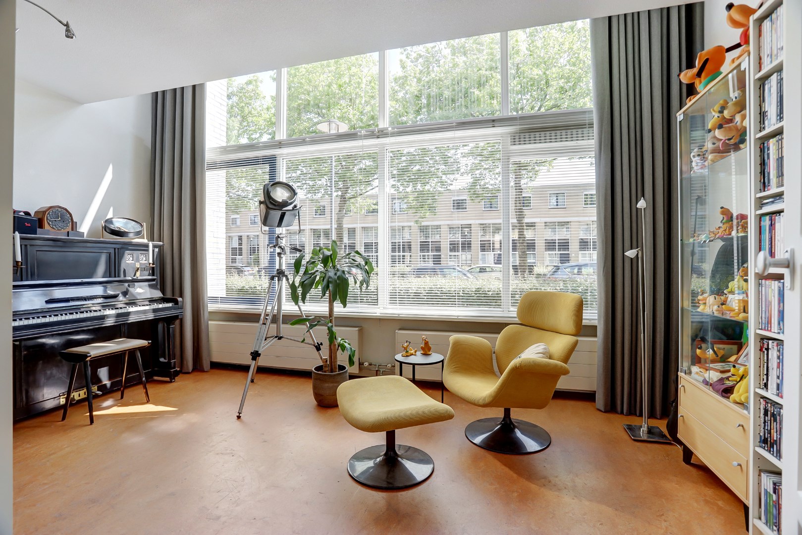 Licht, ruimte en luxe onder &#233;&#233;n dak – ideaal gezinshuis met 3 slaapkamers, moderne keuken, balkon en zonovergoten dakterras! 