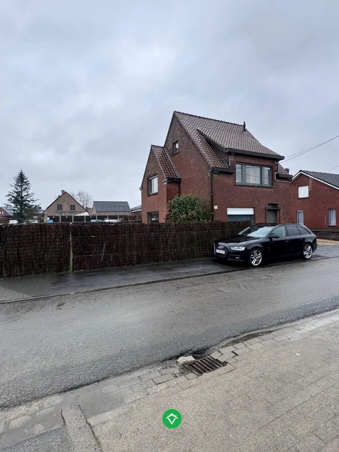 Instapklare woning met 3 slaapkamers en garage te Ichtegem 