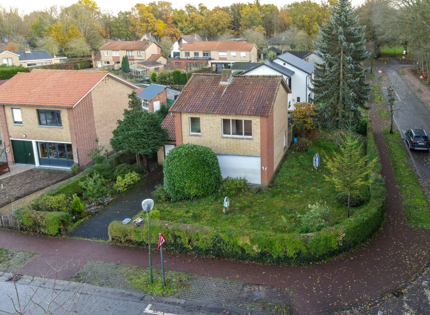 Te renoveren alleenstaande woning op 496 m² te Sint-Kruis