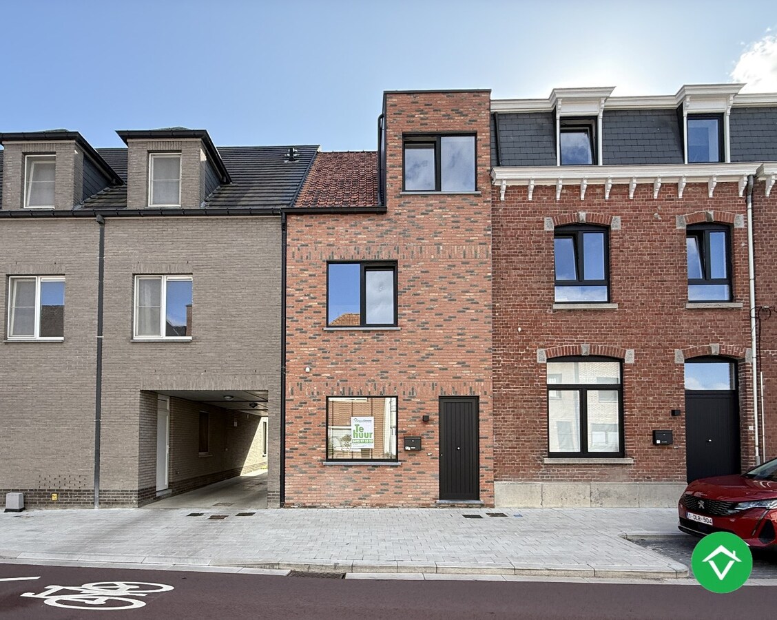 Instapklare nieuwbouwwoning met 3 slaapkamers en garage te Bissegem 