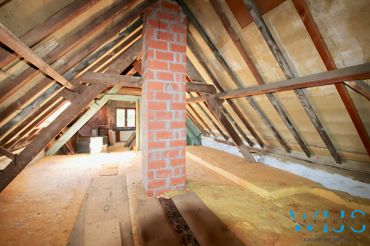 Fantastisch gelegen woonhuis op 1430m&#178; te Lievegem ! 