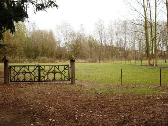 Idyllische eigendom op ca. 2ha in het Stroperbos 