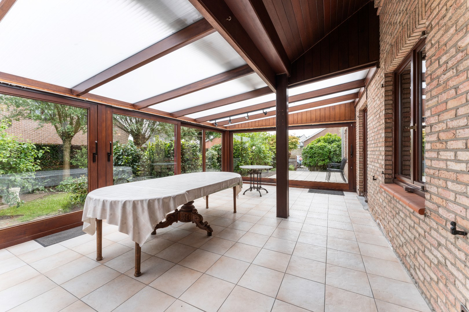 Stijlvolle  villa op mooi hoekperceel (751 m&#178;), Torhout 