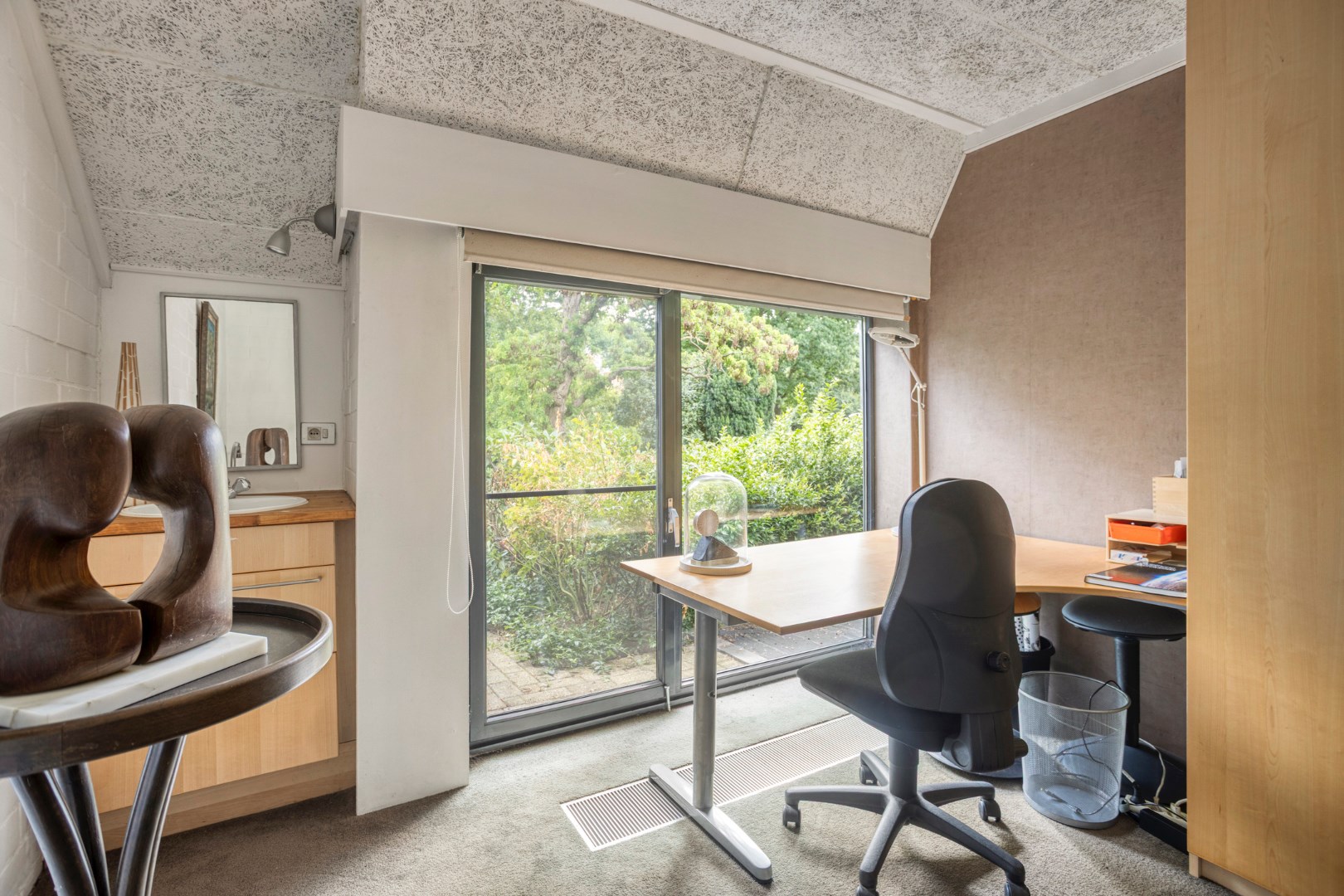 Uitzonderlijke gelijkvloerse villa met 4 slpk. in de groene Europawijk – Mol 
