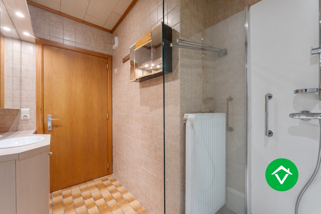 Instapklare woning met 3 slaapkamers en garage te Hooglede 