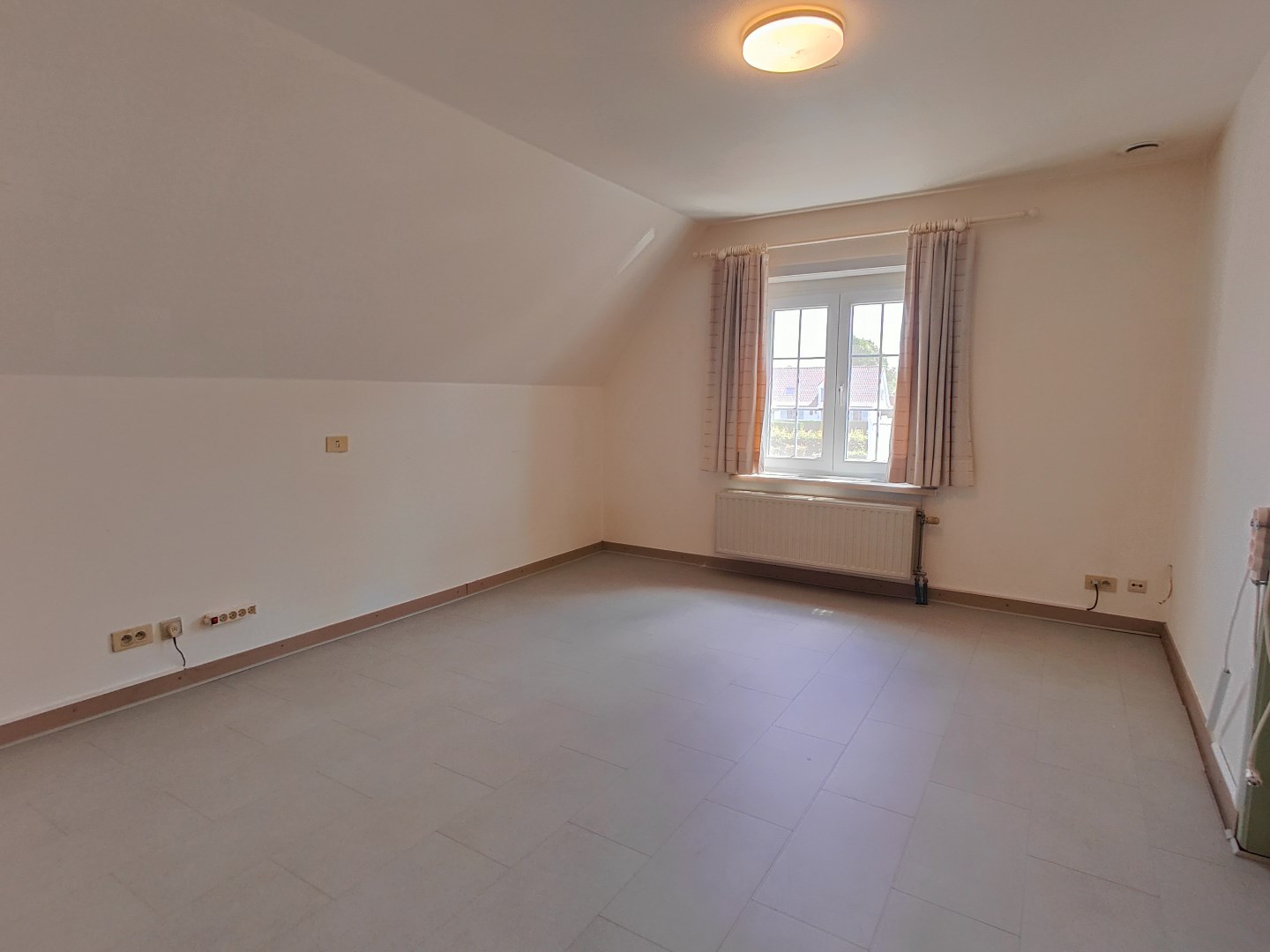 Exclusieve villa op 1.025 m&#178; met hoogwaardige afwerking 