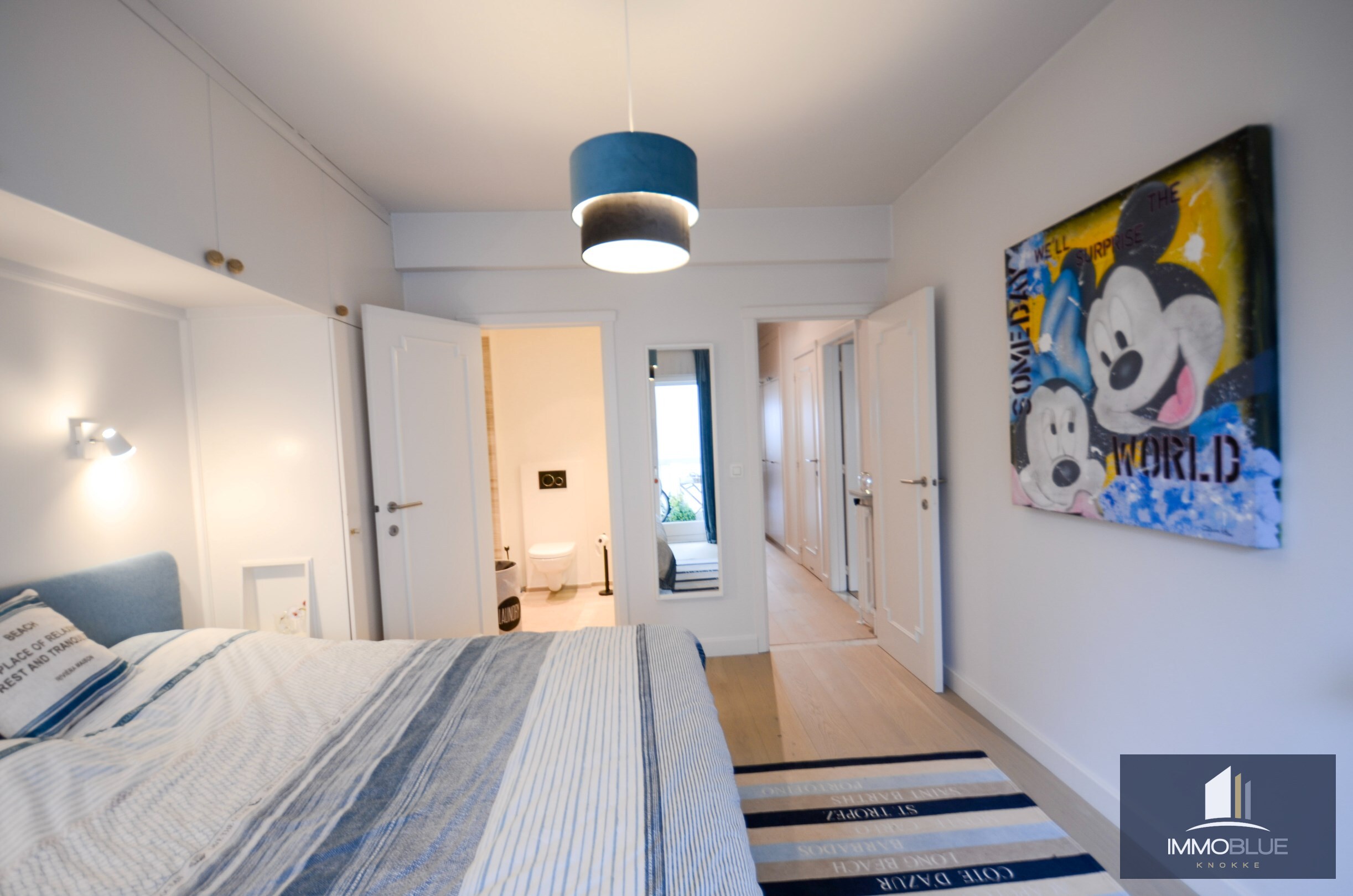 Appartement met frontaal zeezicht gelegen in een prestigieuze residentie in het Zoute. 