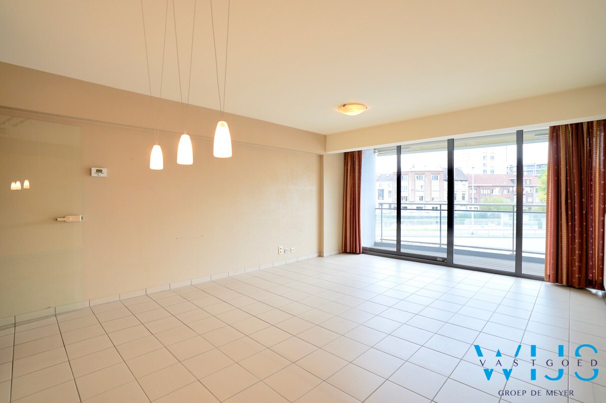Energiezuinig 2 slaapkamerappartement met terras te Gent ! 