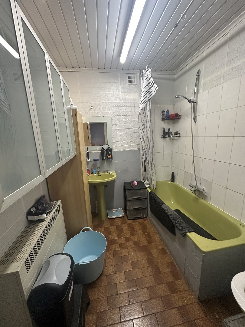 Vrijstaande op te frissen woning op rustige locatie 