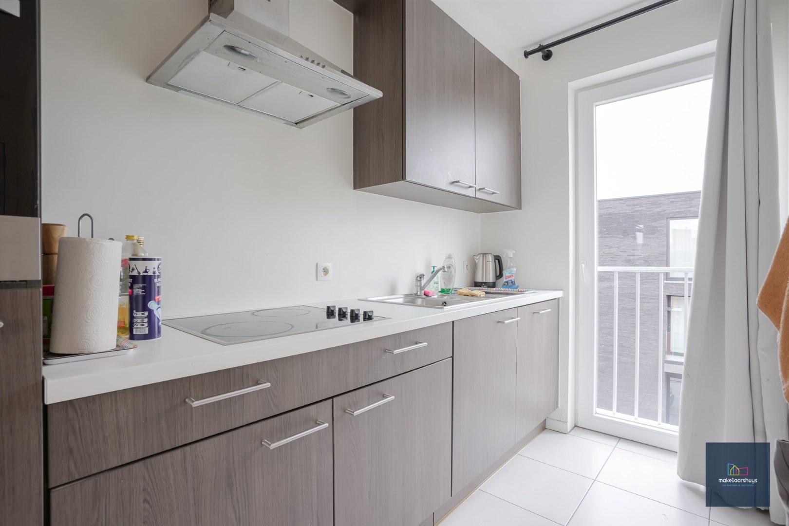 1-slaapkamerappartement met terras en staanplaats te Zwijnaarde 