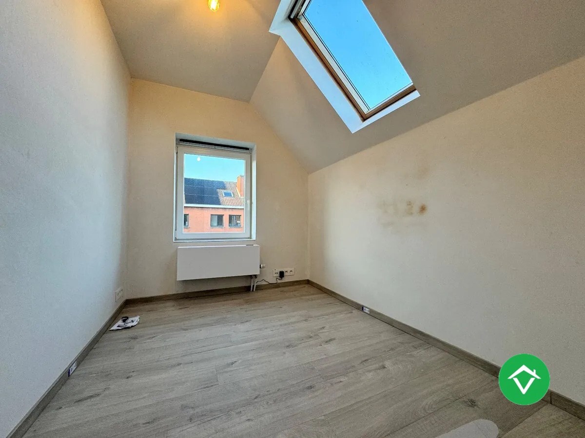 Woning met 3 slaapkamers en garage te Torhout 