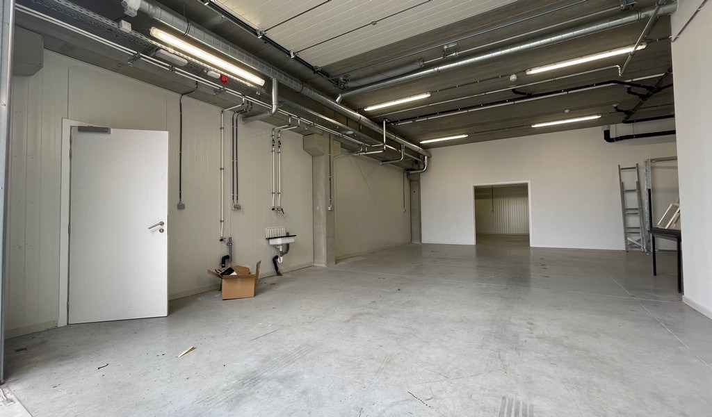 Magazijnen te huur vlakbij E313 in Geel