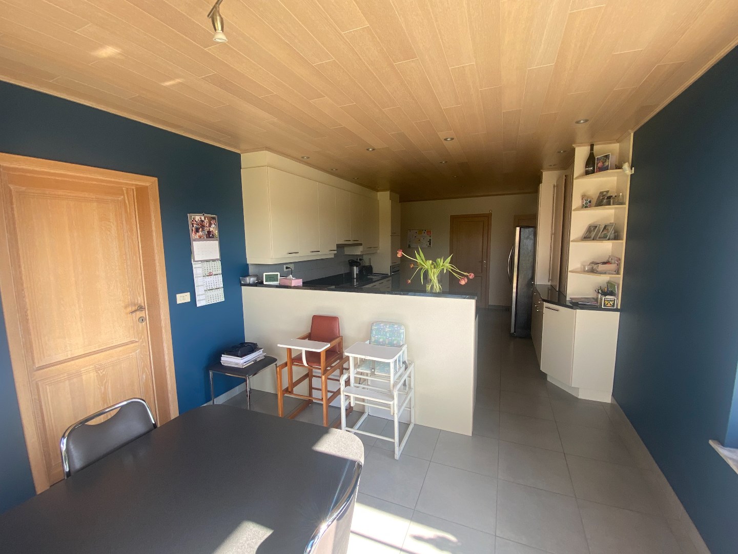 Stijlvolle villa op rustige toplocatie nabij centrum Waregem met opslagruimte. 